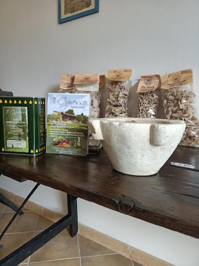 Agriturismo Il Cipresso Vada Luaran gambar