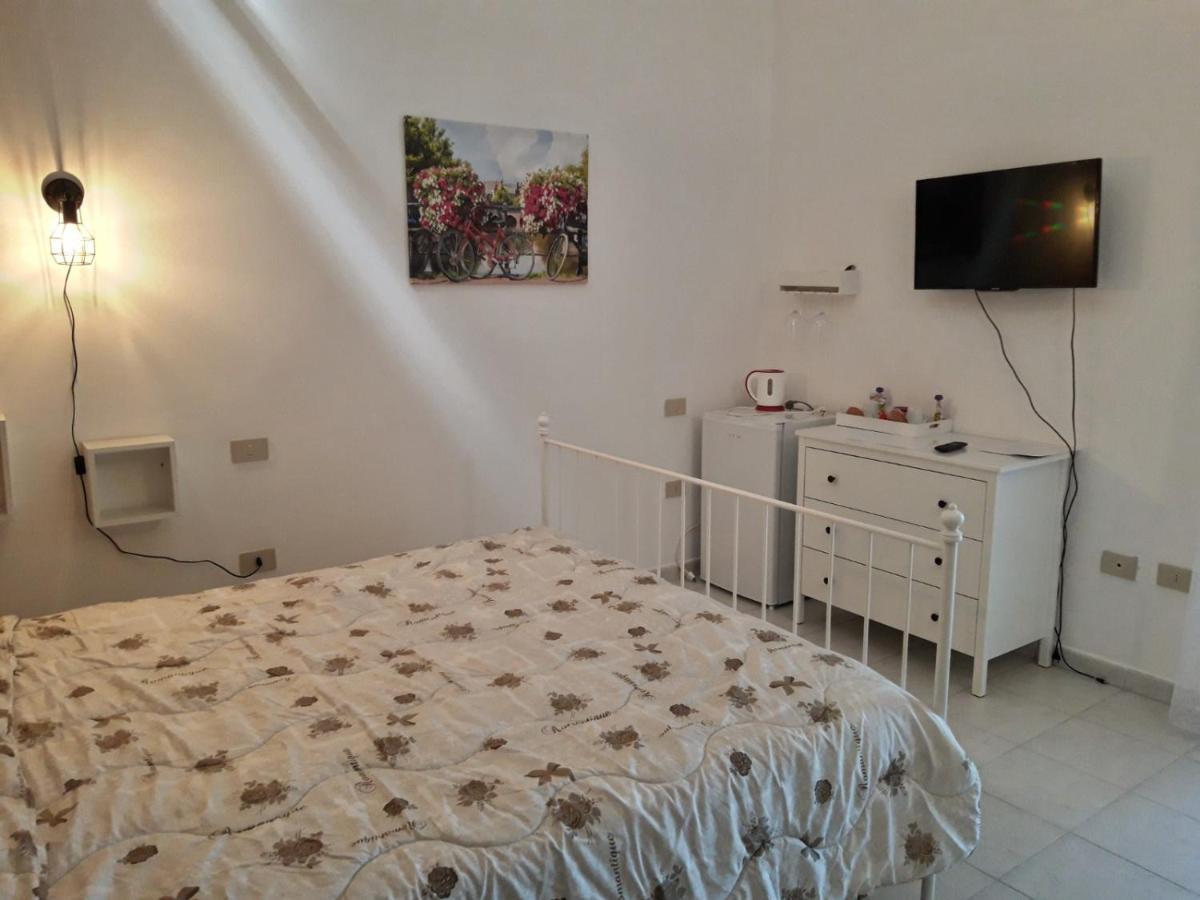 Agriturismo Il Cipresso Vada Luaran gambar